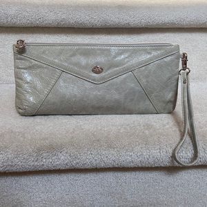 the trend italy distressed leather wristlet / clutch bag / pouch
